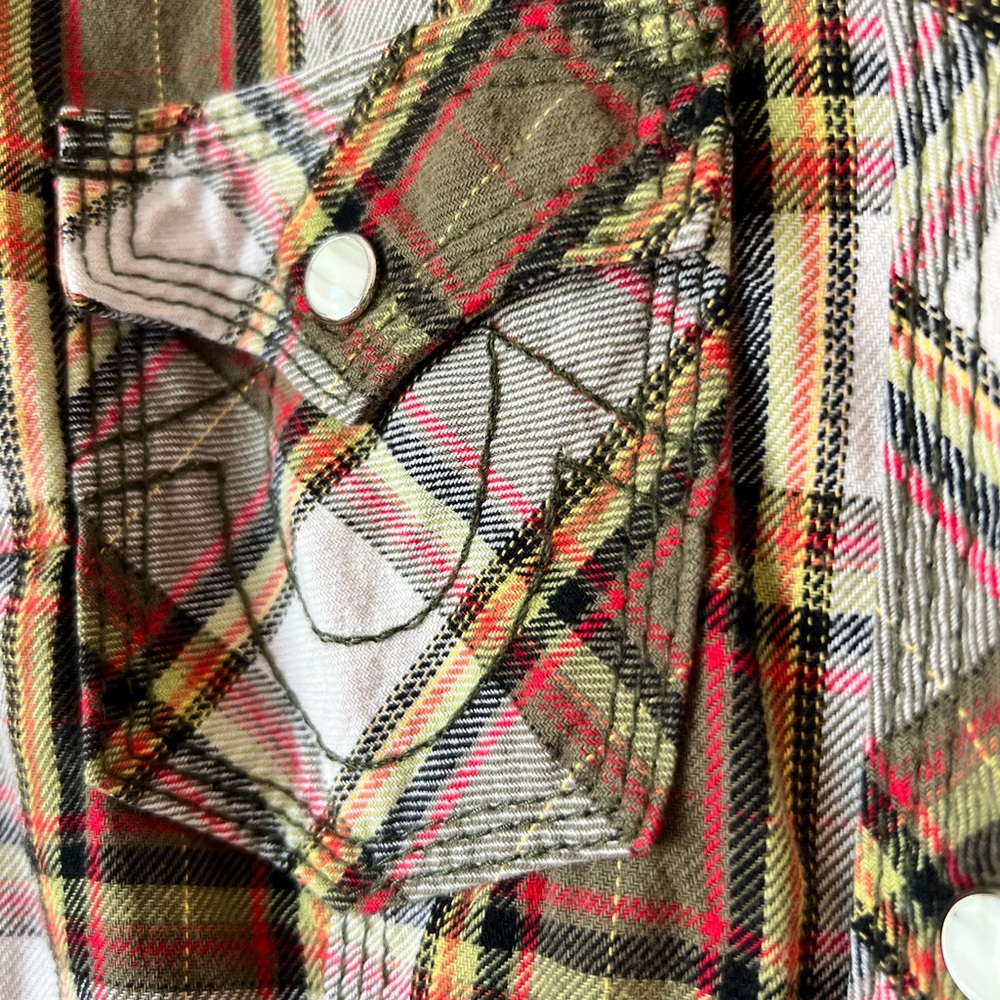 True Religion Women's Plaid Western Pearl Snap Shirt - Olive Cream - Picture 3 of 5